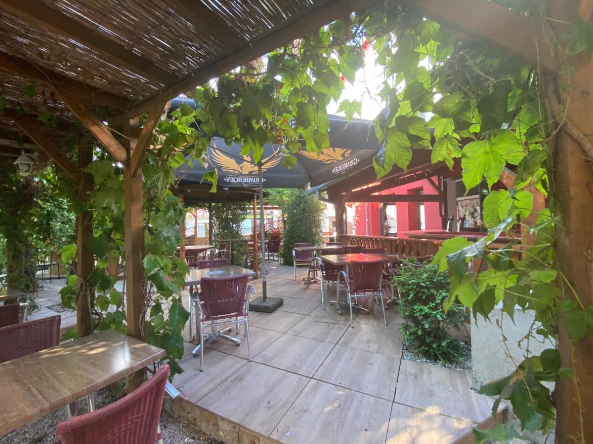 Atipyc Hotel Marssac-sur-Tarn Exterior foto